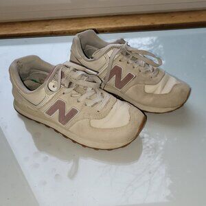 New Balance Women's 574 casual sneaker 'Linen Rosewood' Size 7